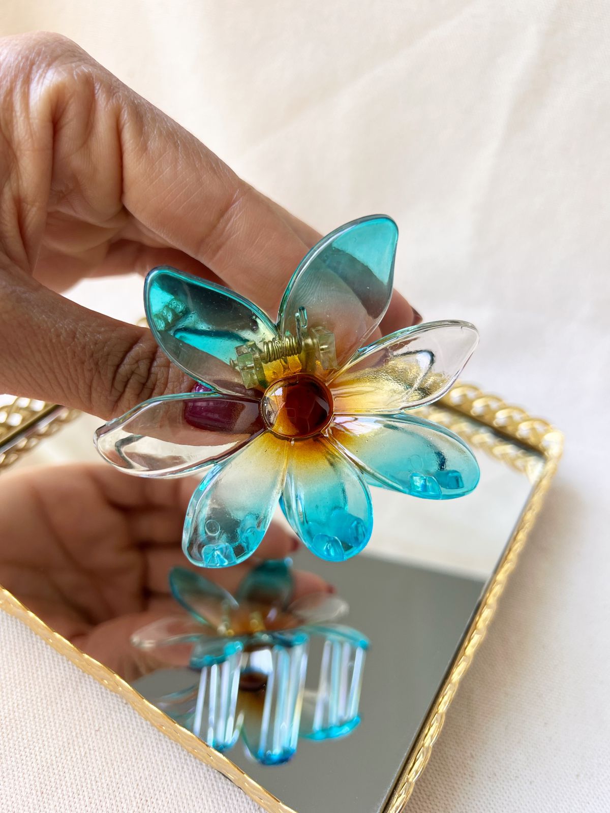 Prendedor de Cabelo Flor Acrilico Transparente