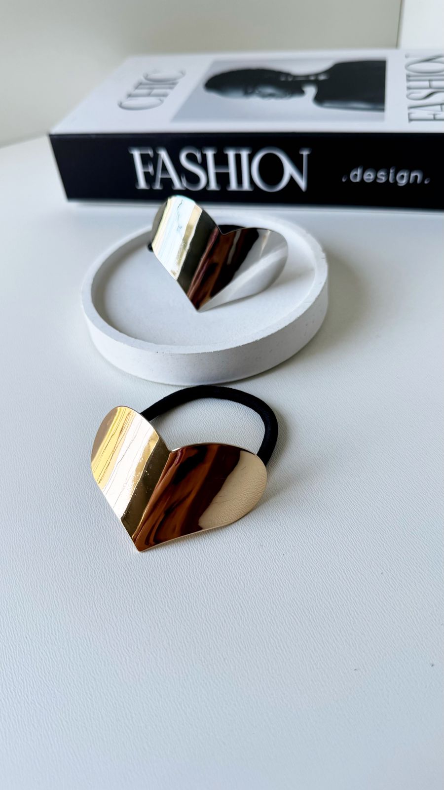 Elástico de Cabelo Coração Curvado