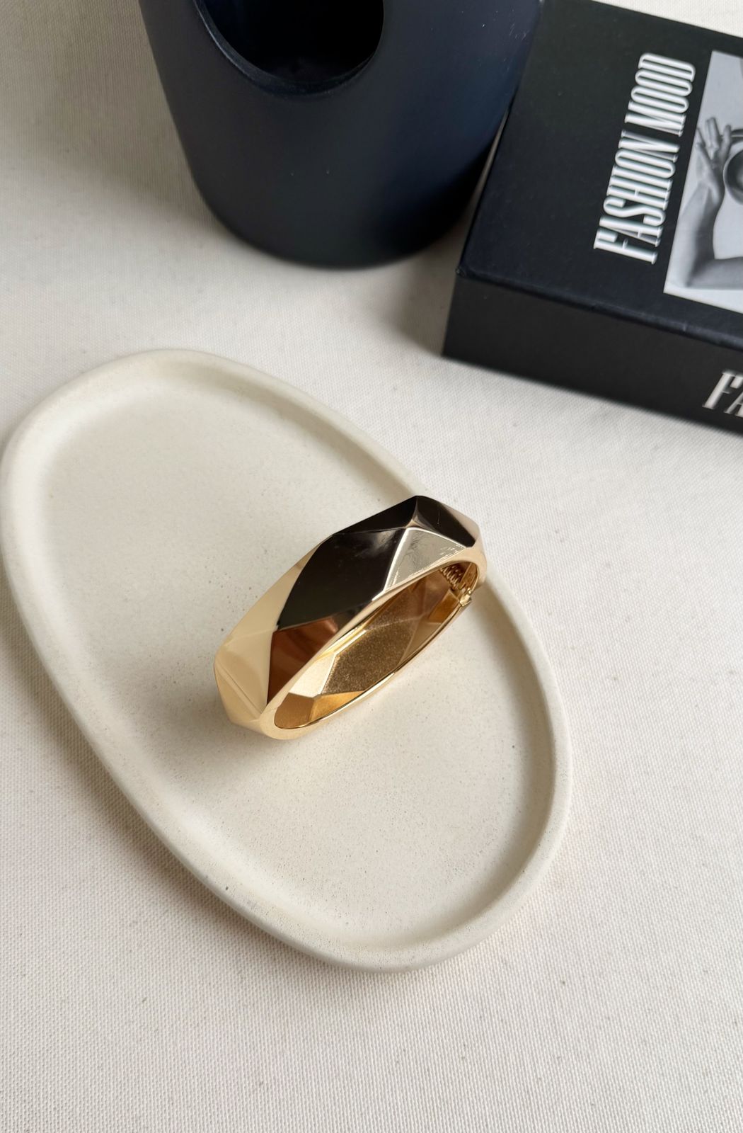 Bracelete Facetado Dourado - Imagem 3