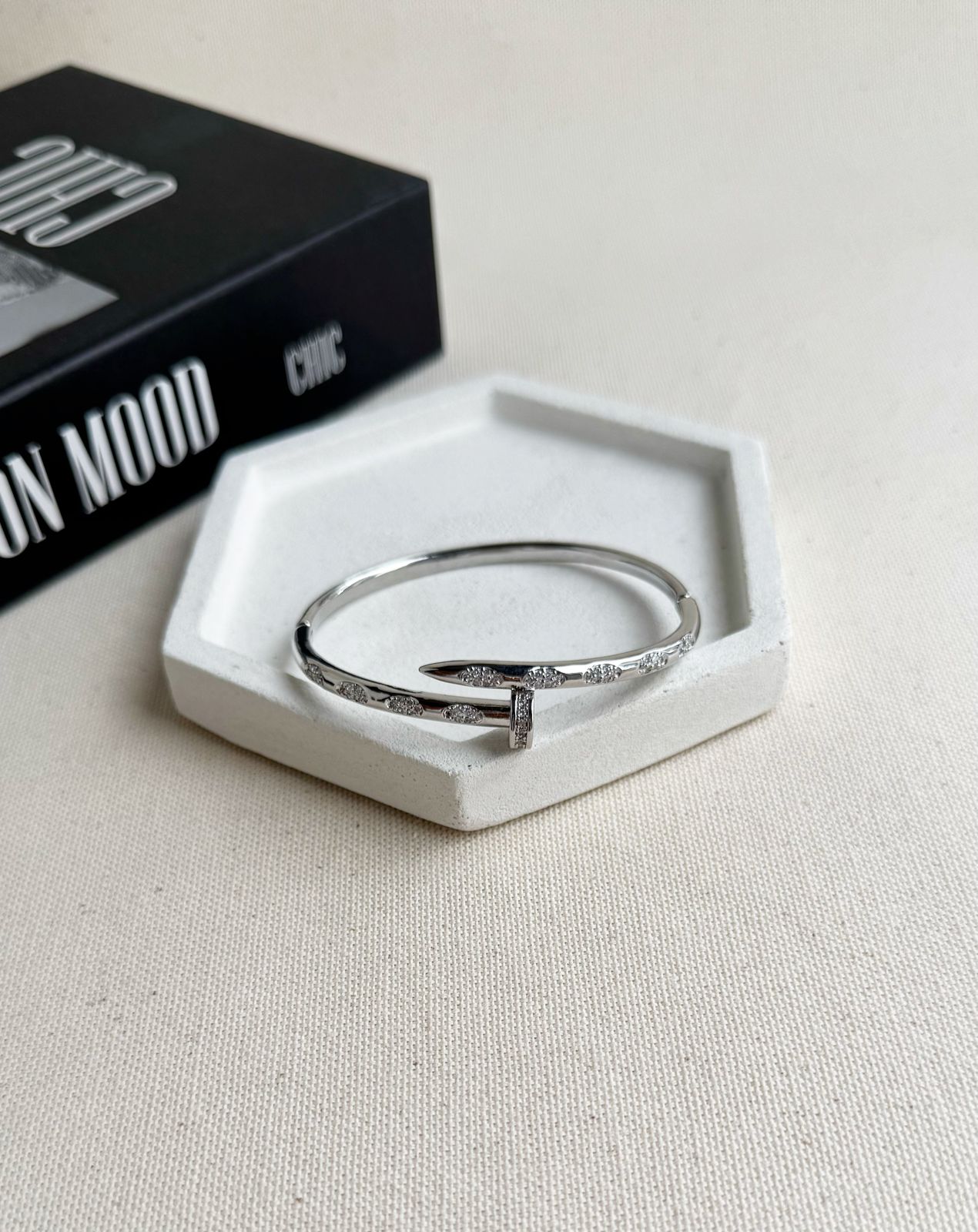 Bracelete Prego Com Zircônia Delicado - Imagem 2