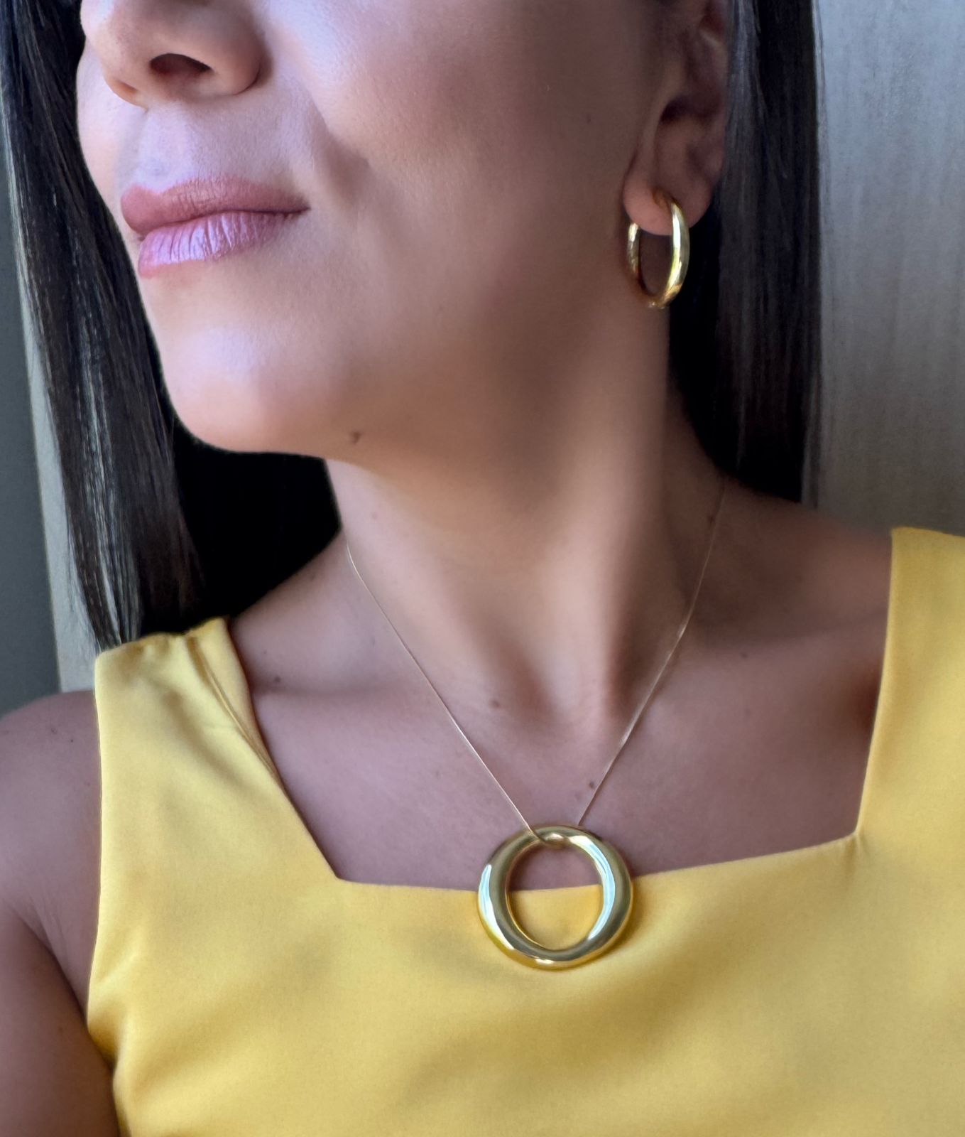 Colar Aço Inox Pingente Cículo Dourado - Imagem 4