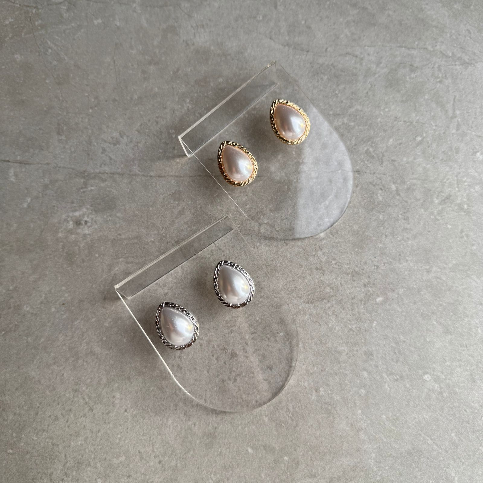 Brinco Bijuteria Gota Pérolada Sintética - Imagem 3