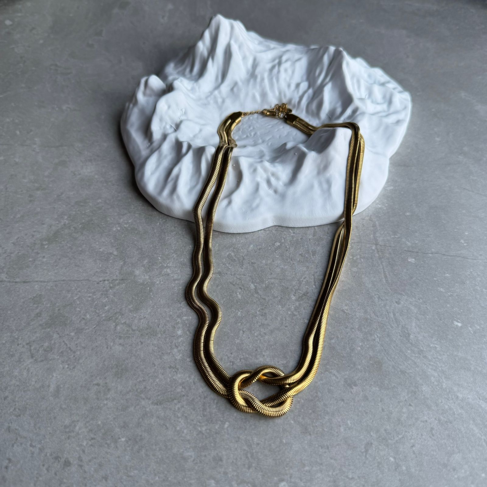 Colar Aço Inox Maleavél Nó Minimalista